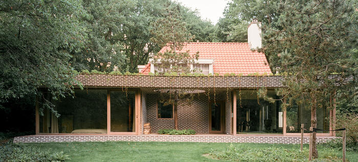 Gebäudefoto BD House