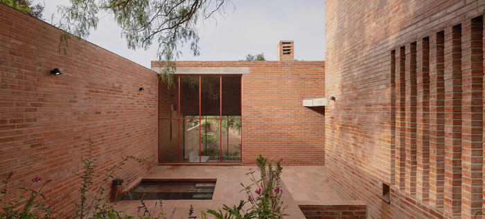 Pirules House