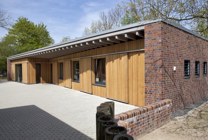 Spielhaus Abenteuerspielplatz Eller | Düsseldorf