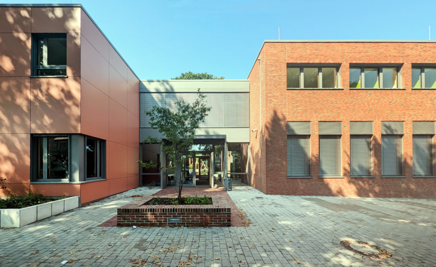 Eingang GS am Roggenkamp