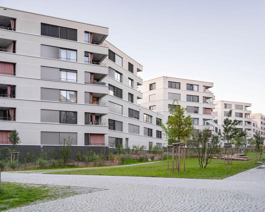 Der Kern des Stadtteils B ist ganz der sanften Mobilität gewidmet. Der Individualverkehr wird an den Rand des Areals verlagert