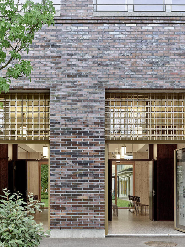 Die Kirche im Wohnhaus –  St. Christophorus Kirchenzentrum