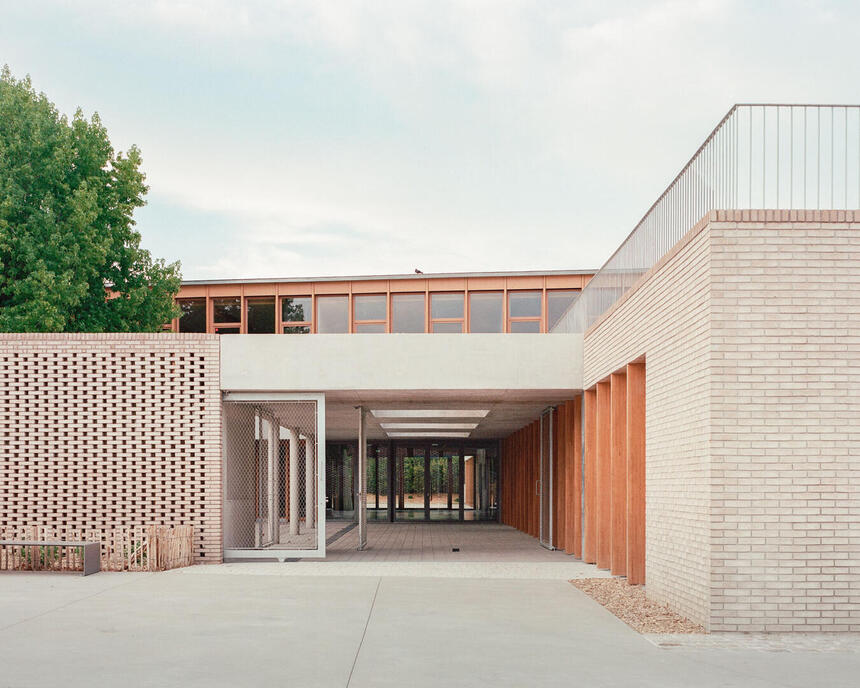 Alice Guy public school