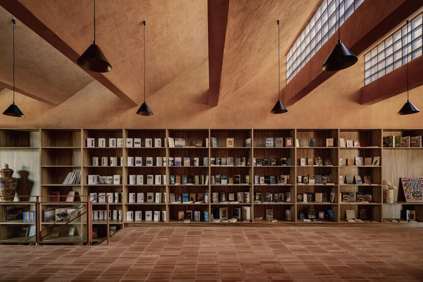 Center for Culture and Arts of the Lakeside