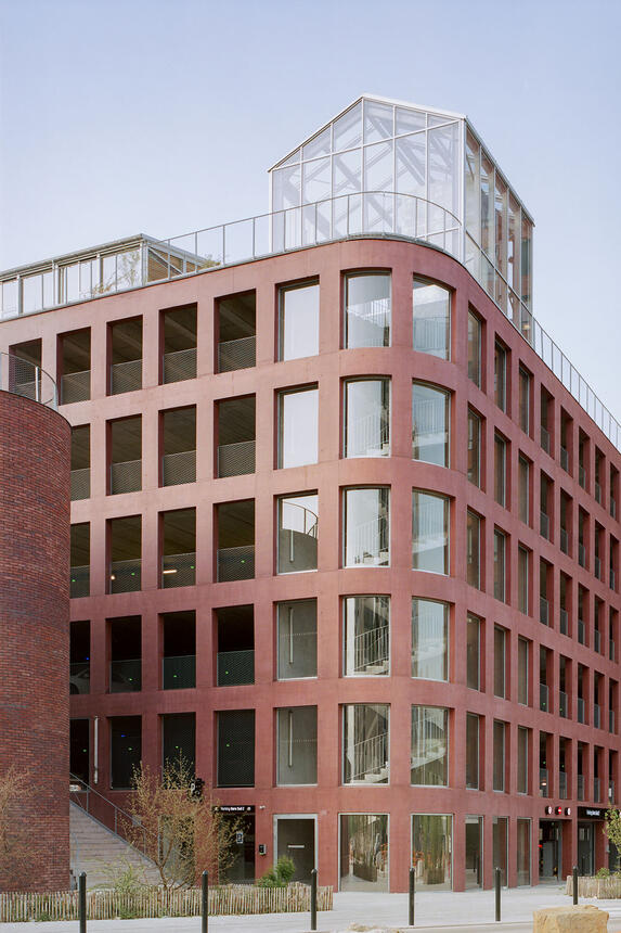 Public car park, office building & collective housing