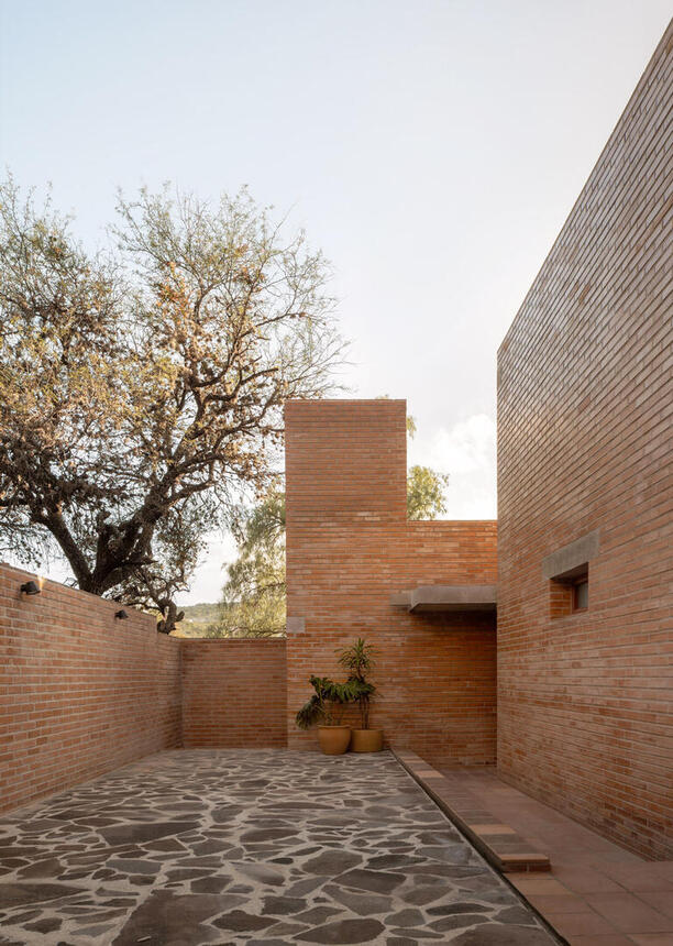 Pirules House