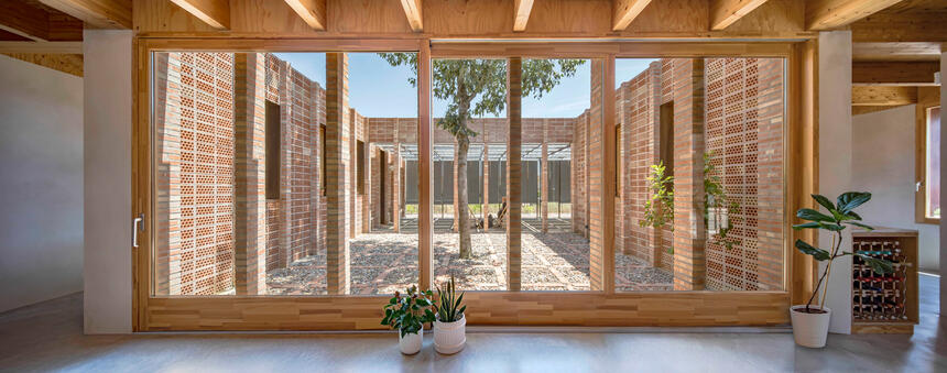 Manel and Montse House