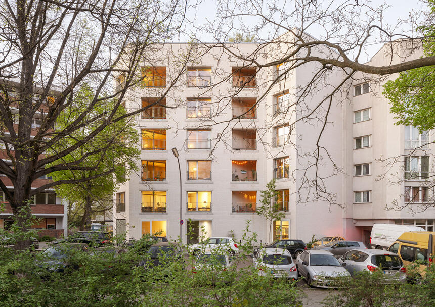 Ein Monolith als Lückenschluss