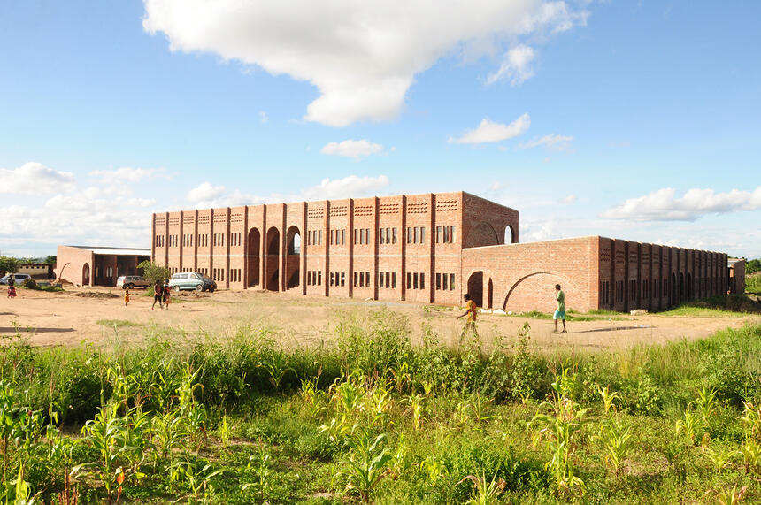 Initiative Rising Star - Schulgebäude für Hopley, Simbabwe (ZW)