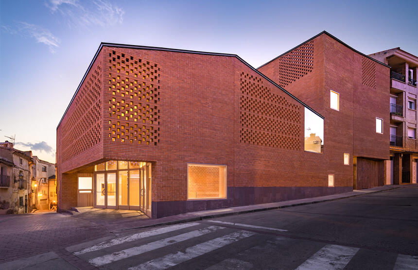 Magén Arquitectos (Saragossa/Spanien) | Auditorium Theatre in the old quarter of Illueca (ES)