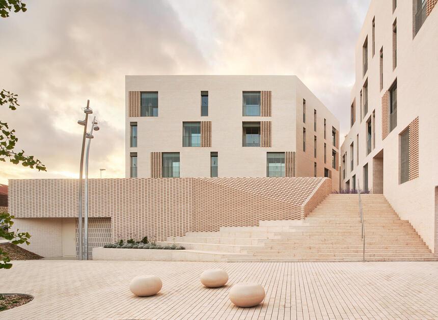 Air Passage – 40 Social Housing in Masnou (Barcelona, ES)