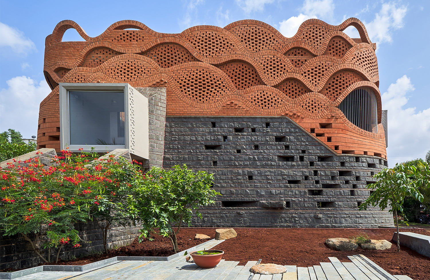 Gadi House | PMA madhushala